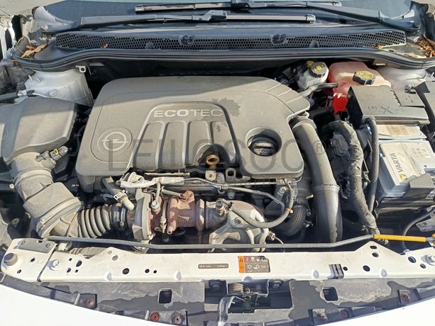 Opel Astra · Ano 2015