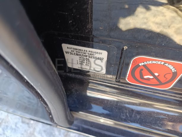 Peugeot 308 · Ano 2015