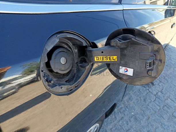 Peugeot 308 · Ano 2015