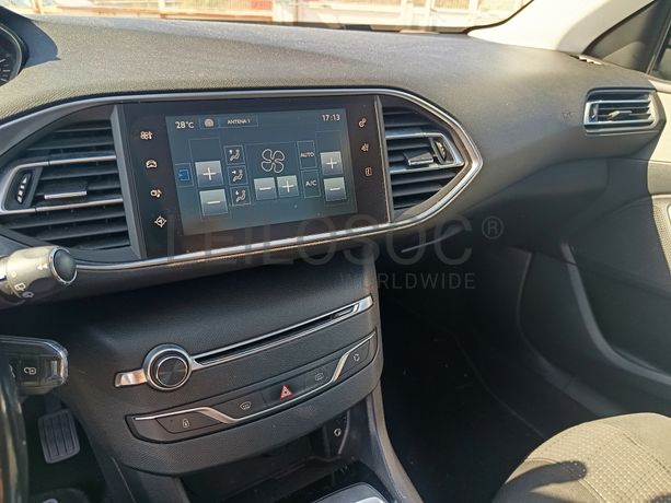 Peugeot 308 · Ano 2015