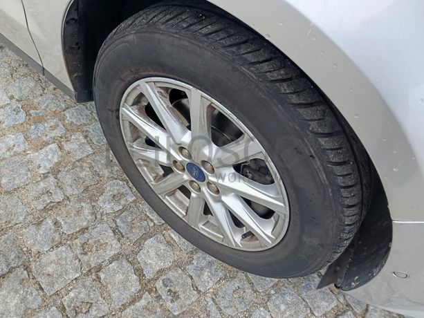 Ford S-Max · Ano 2016