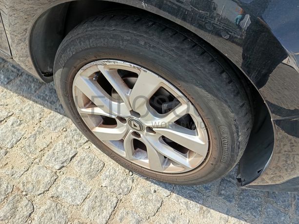 Renault Clio · Ano 2020