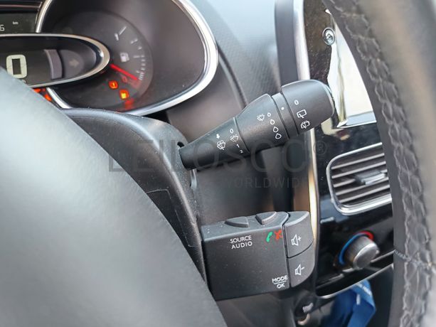 Renault Clio · Ano 2020