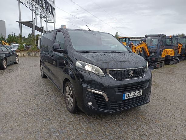 Peugeot Expert Traveller · 8 Lugares · Ano 2018