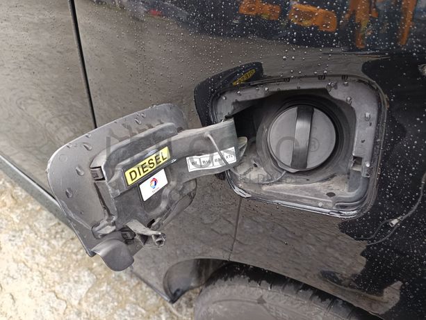 Peugeot Expert Traveller · 8 Lugares · Ano 2018