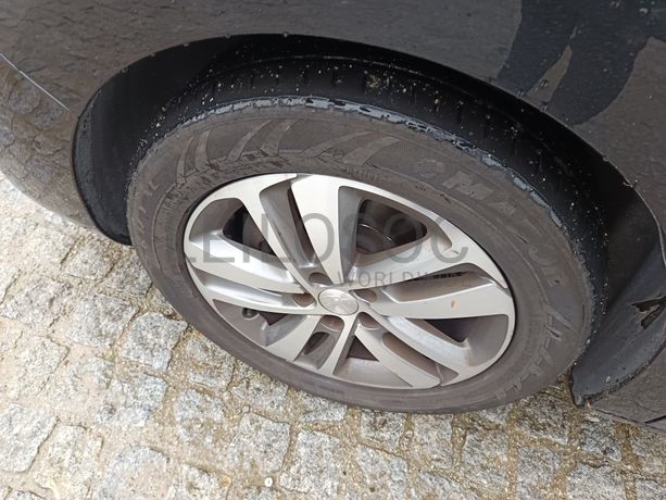 Peugeot Expert Traveller · 8 Lugares · Ano 2018