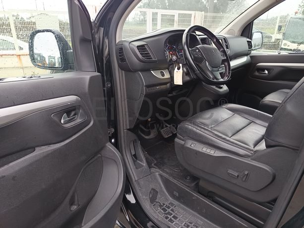 Peugeot Expert Traveller · 8 Lugares · Ano 2018