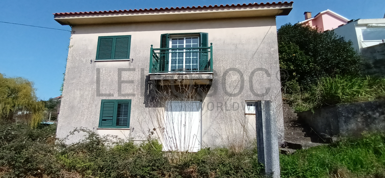 Proporção de 1/2 de Moradia V2 · Melgaço, Viana do Castelo