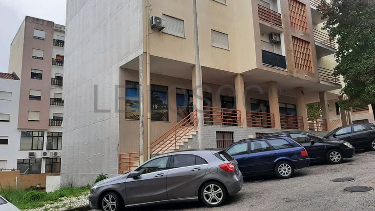 Lojas · Torres Novas, Santarém