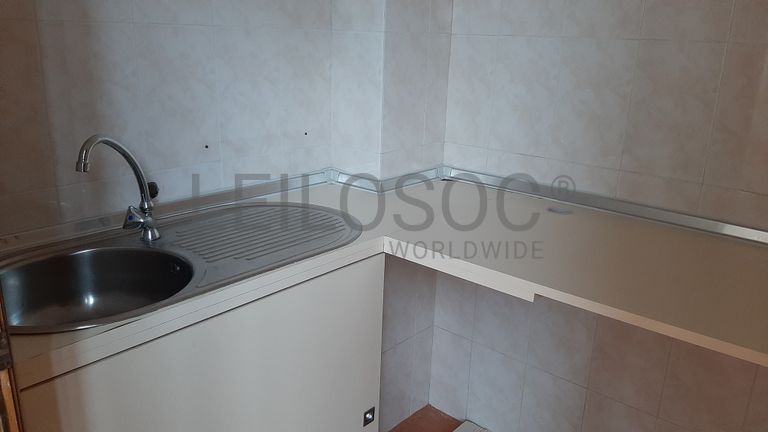 Loja · Torres Novas, Santarém