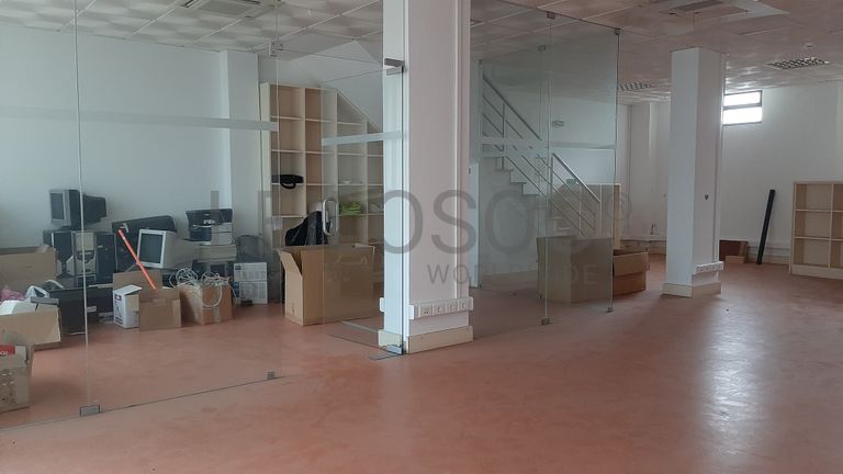 Loja · Torres Novas, Santarém