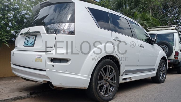 Mitsubishi Outlander 2,60m - 2008