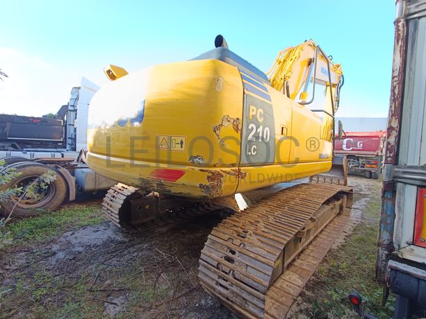 Giratória de Rastos Komatsu PC 210 LC-8 · Ano 2007