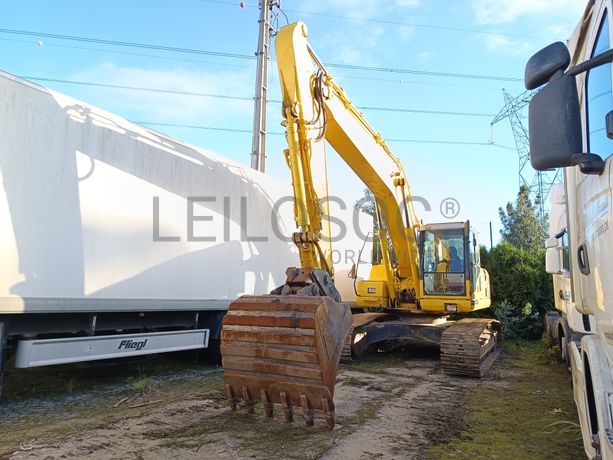 Giratória de Rastos Komatsu PC 210 LC-8 · Ano 2007