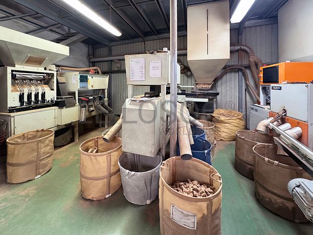 Equipamentos Industriais, Ferramentaria, de Escritório e Mobiliário