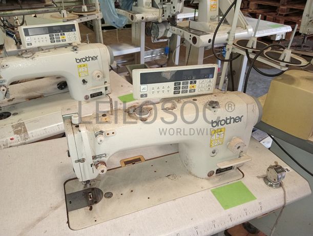 Máquinas de Ponto Corrido · Pregar Botões · Agulhas · Colarinhos