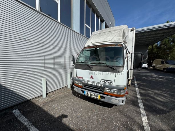 Mitshubishi Canter · Ano 2001
