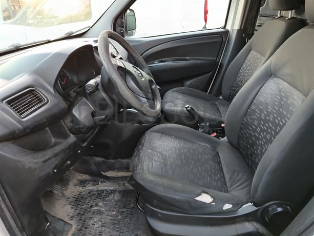 Opel Combo · Ano 2017