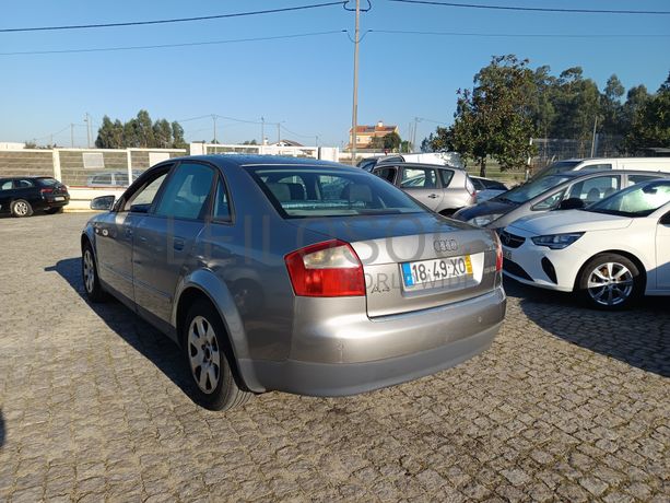 Audi A4 · Ano 2004