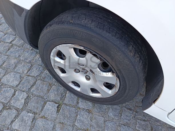 Peugeot Partner · Ano 2013