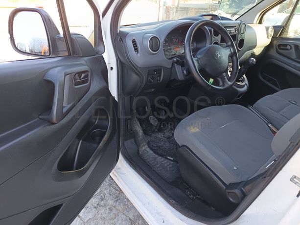 Peugeot Partner · Ano 2013