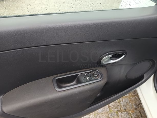 Renault Clio · Ano 2012