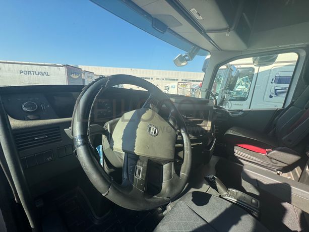 Volvo 24A3C · Ano 2014