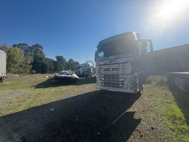 Volvo FH · Ano 2014