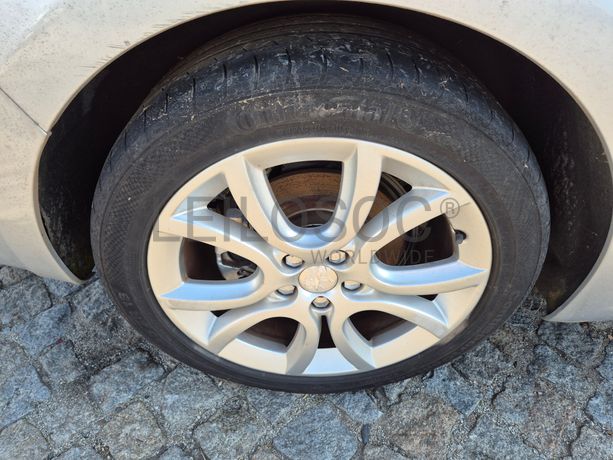 Peugeot 508 · Ano 2011