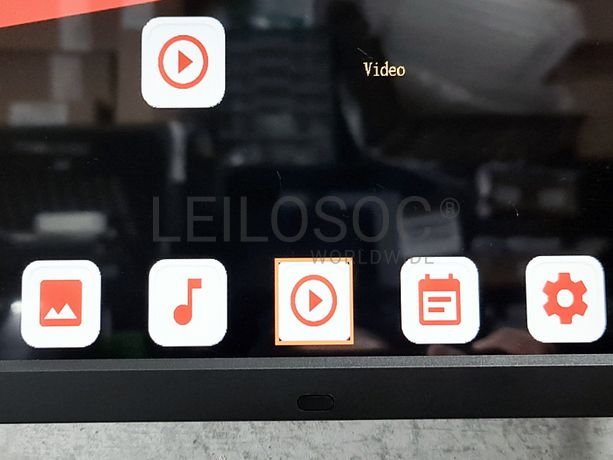 Expositor Multimédia Braun