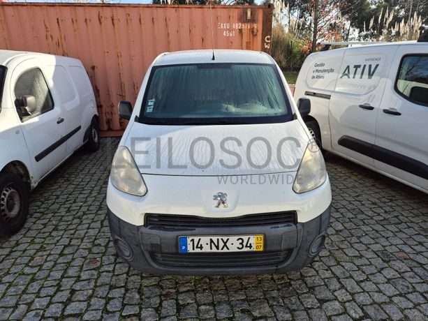 Peugeot Partner · Ano 2013