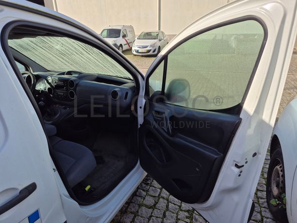 Peugeot Partner · Ano 2013