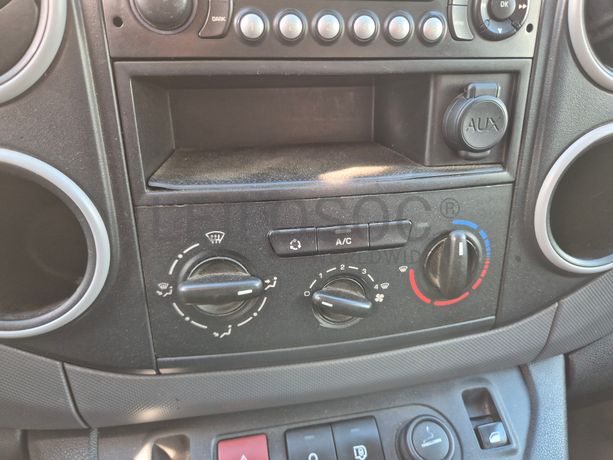 Peugeot Partner · Ano 2013