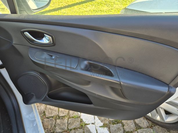 Renault Clio · Ano 2015