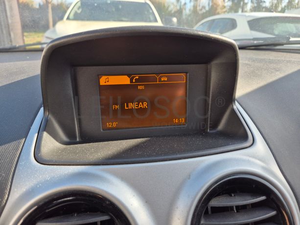 Opel Corsa · Ano 2015