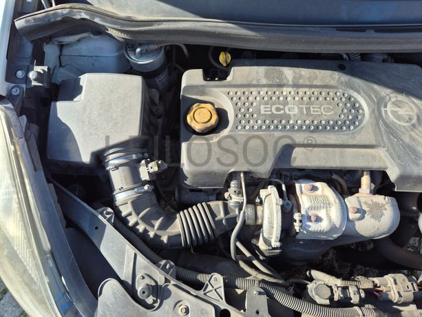 Opel Corsa · Ano 2015