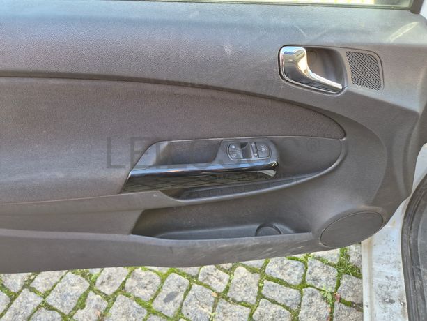 Opel Corsa · Ano 2014