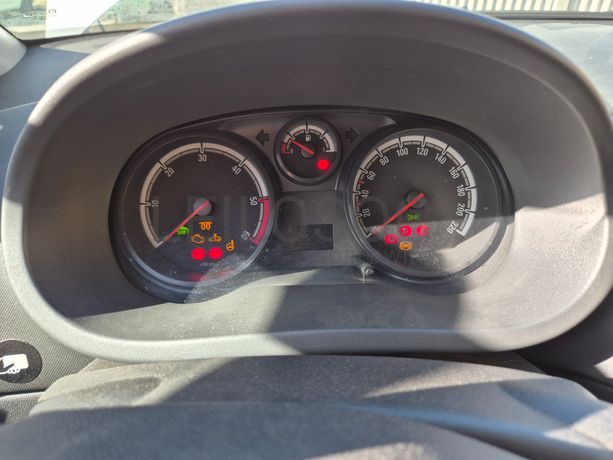 Opel Corsa · Ano 2014