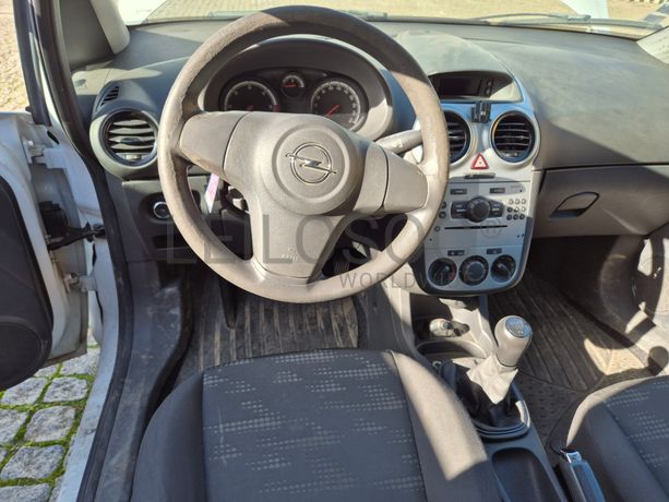 Opel Corsa · Ano 2014