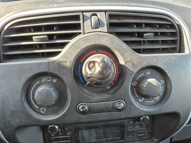 Renault Kangoo · Ano 2014