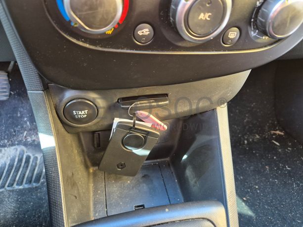 Renault Clio · Ano 2016