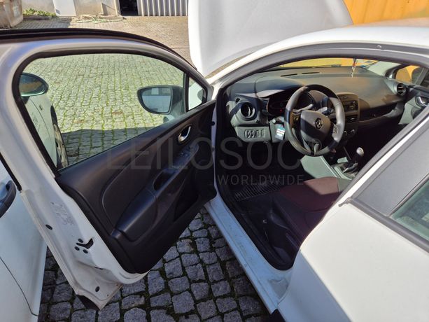 Renault Clio · Ano 2016
