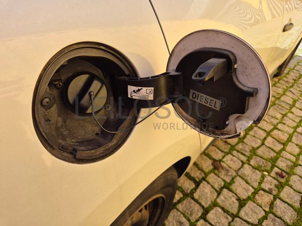 Renault Clio · Ano 2016