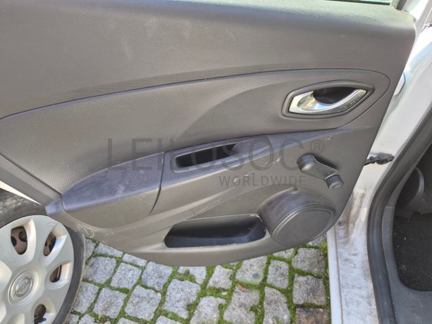 Renault Clio · Ano 2016