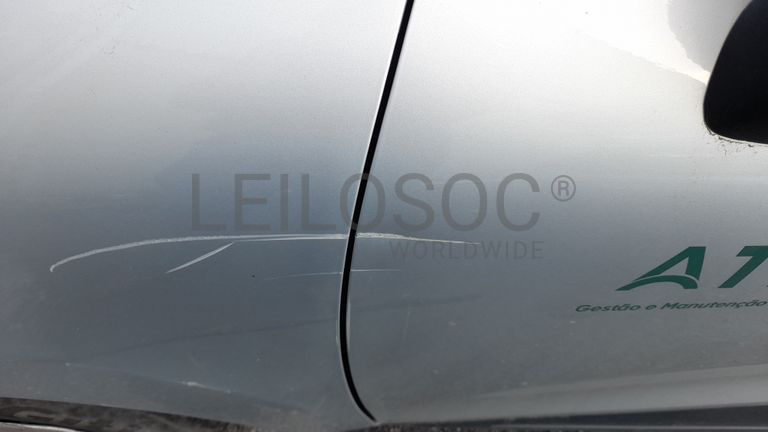 Renault Clio Dynamique S 1.5 DCi · Ano 2016