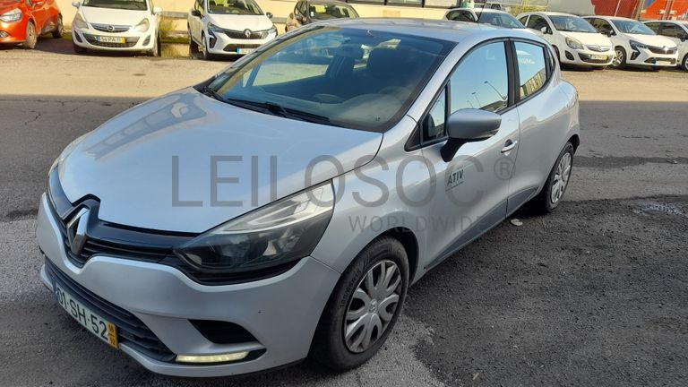 Renault Clio Dynamique S 1.5 DCi · Ano 2016