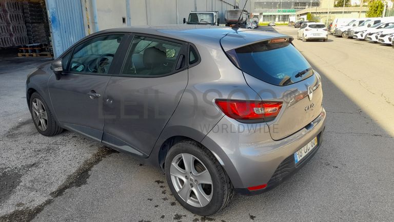 Renault Clio Dynamique S 1.5 DCi · Ano 2015