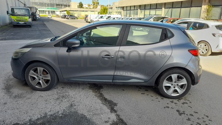 Renault Clio Dynamique S 1.5 DCi · Ano 2015