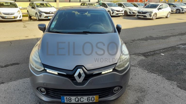 Renault Clio Dynamique S 1.5 DCi · Ano 2015