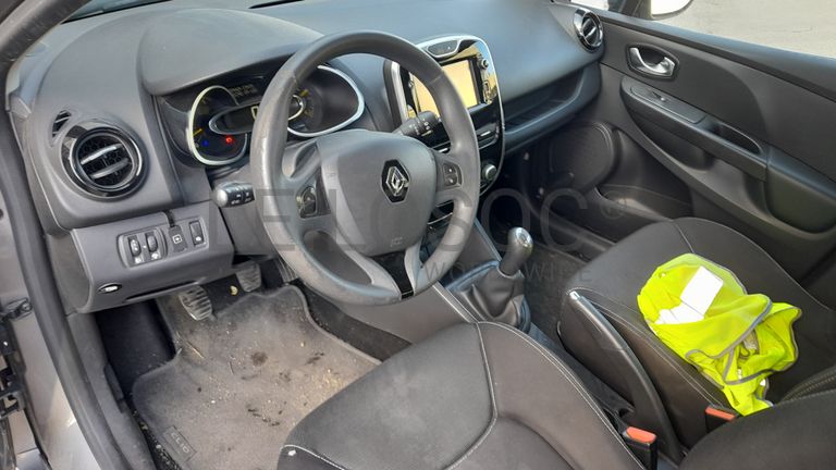 Renault Clio Dynamique S 1.5 DCi · Ano 2015